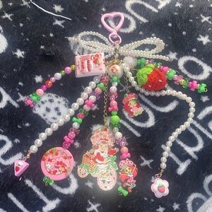 Shortcake Junk Beaded Keychain with  character Charms